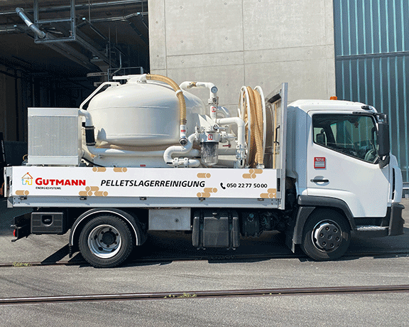 LKW für Pelletslagerreinigung