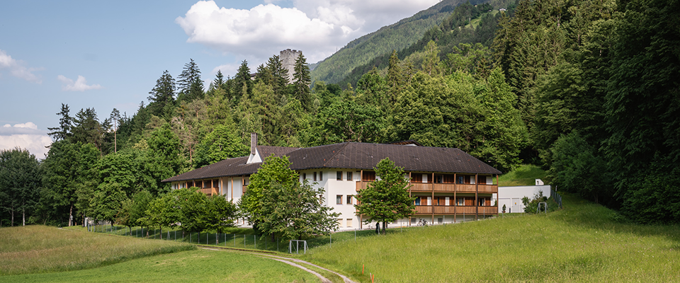 Ordenshaus Schwesternschaft vom Heiligen Kreuz in Silz